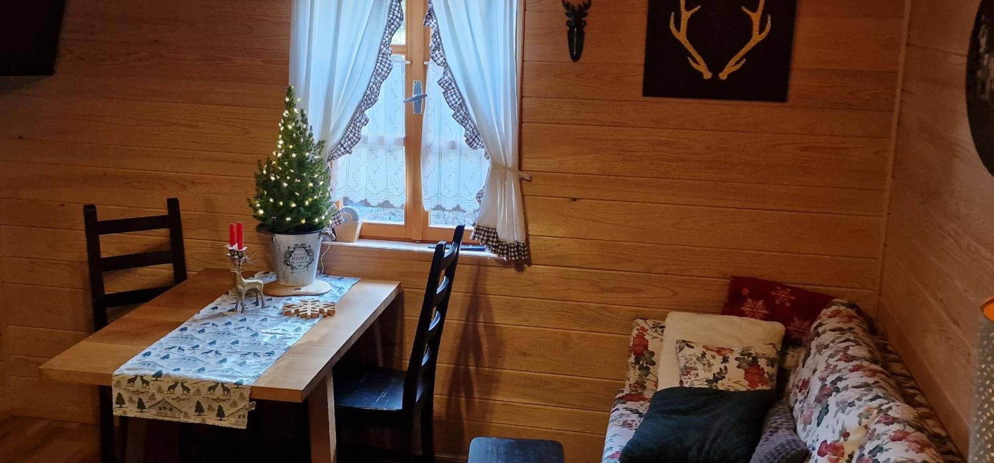 Vodenica Vrelo Chalets Vrelo Koreničko Rum bild