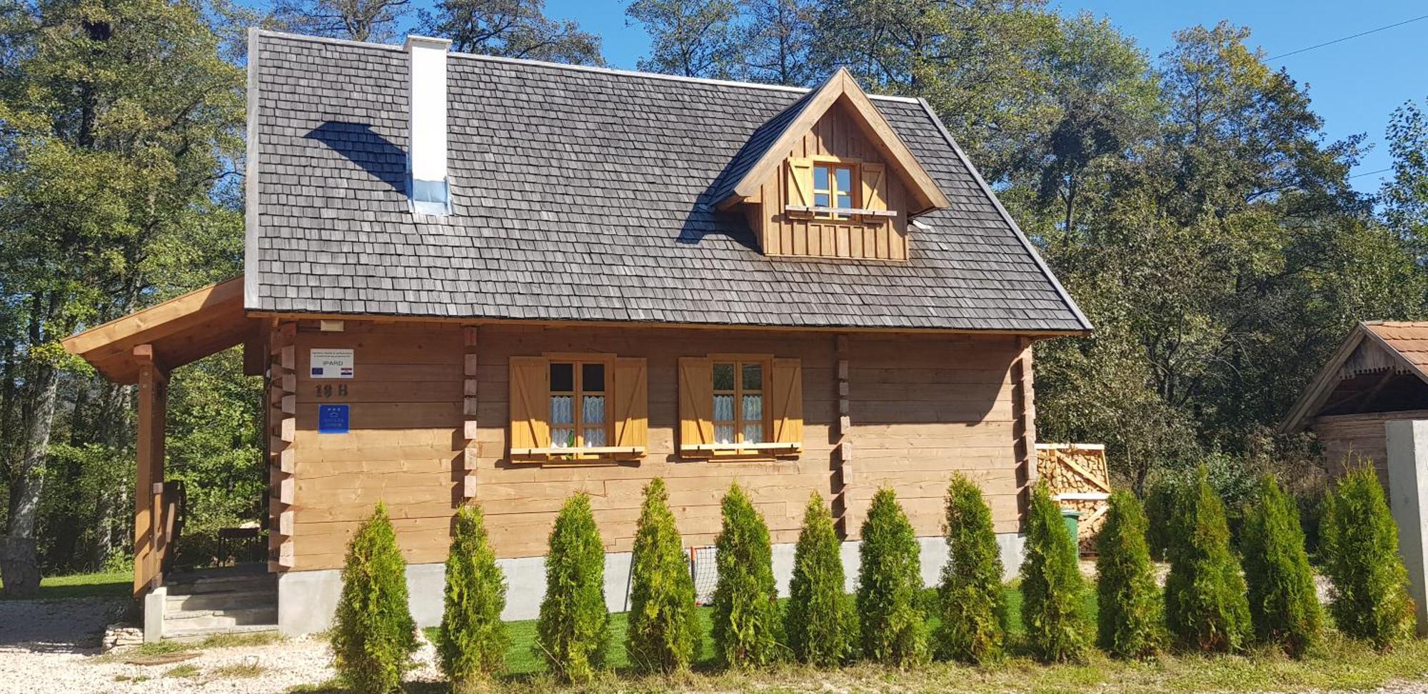 Vodenica Vrelo Chalets Vrelo Koreničko Rum bild