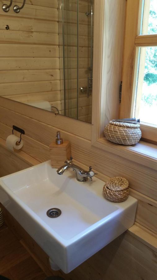 Vodenica Vrelo Chalets Vrelo Koreničko Exteriör bild